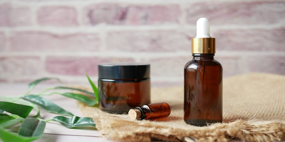 The Best Organic Facial Oils for Skin that’s Starting to Show its Age