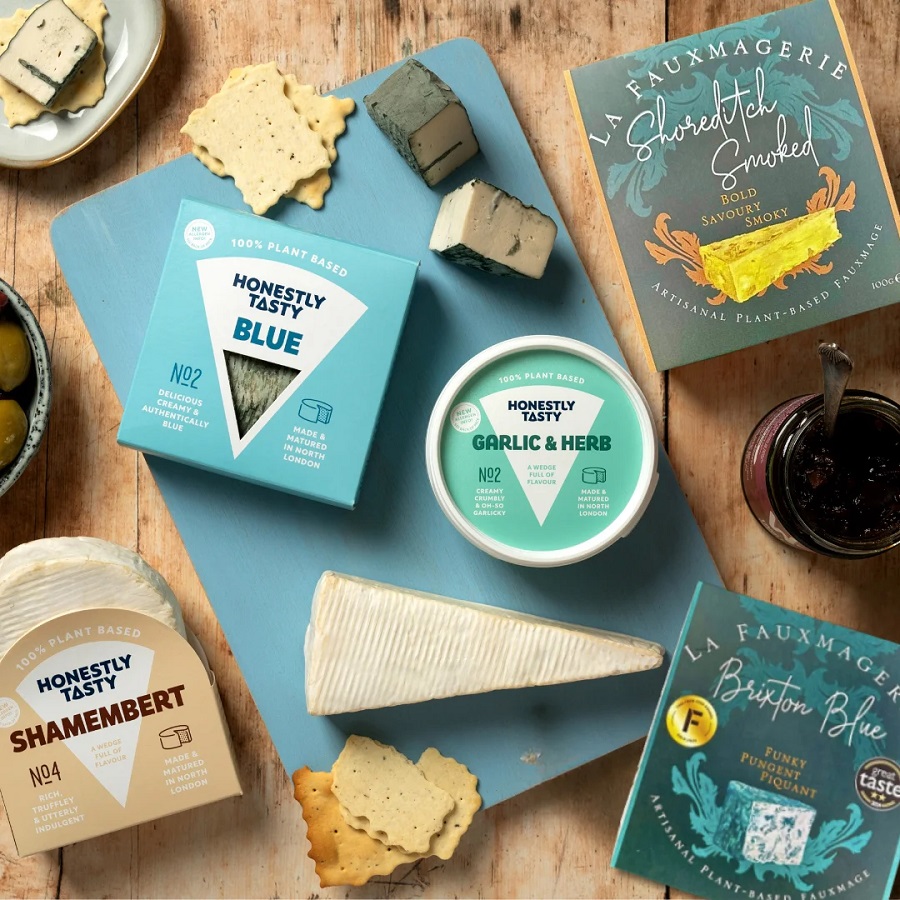 Honestly Tasty Full Plant-Based Cheeseboard